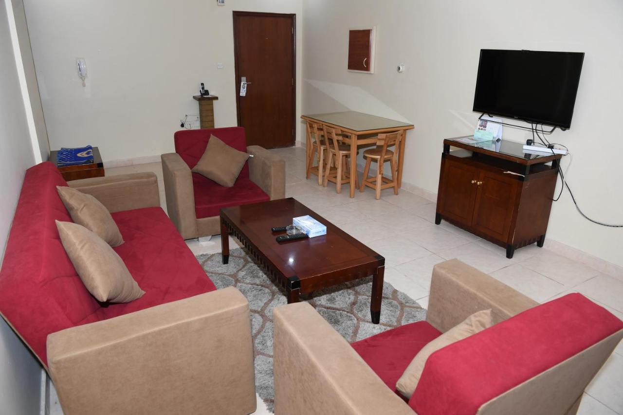 Continental Suite Farwaniya Kuwait City Exterior photo