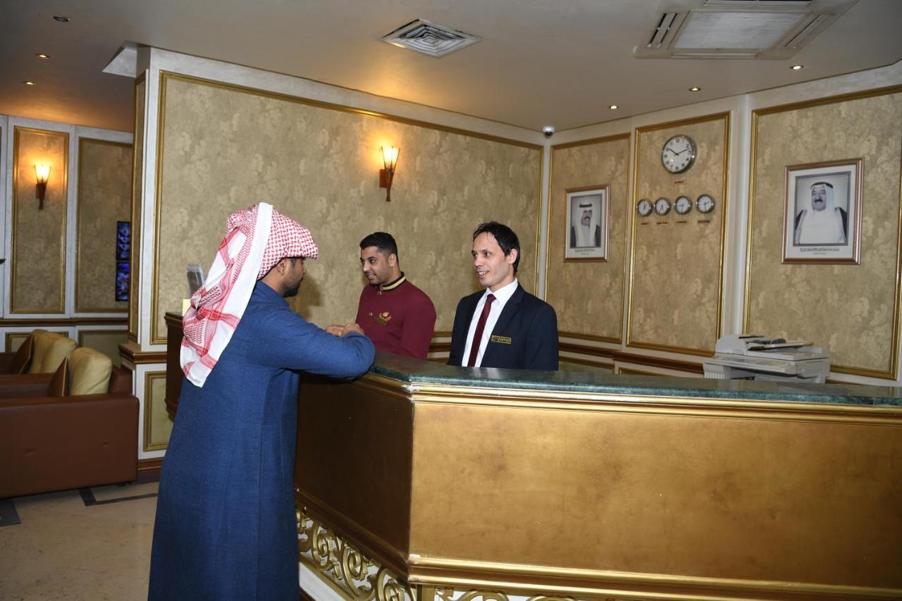 Continental Suite Farwaniya Kuwait City Exterior photo