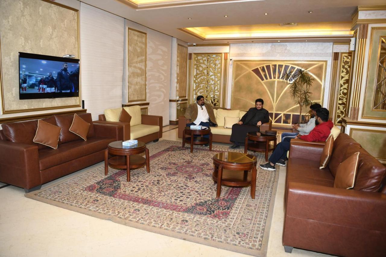 Continental Suite Farwaniya Kuwait City Exterior photo